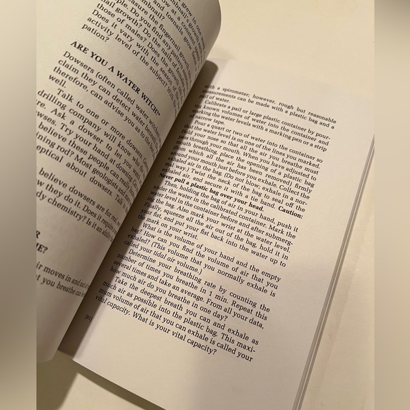 NWT MORE IDEAS FOR SCIENCE PROJECTS BOOK. - Picture 6 of 7